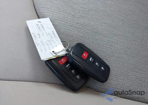 2021 Toyota Camry Le Hybrid z USA, uszkodzony, nr VIN 4T1C31AK1MU553678